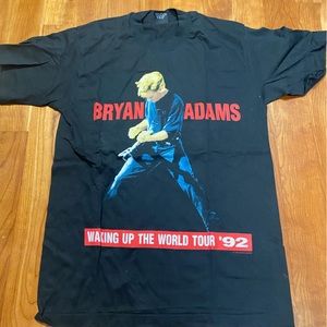 Vintage Bryan Adams 1992 Waking up the World Tour T-shirt (Size XL)